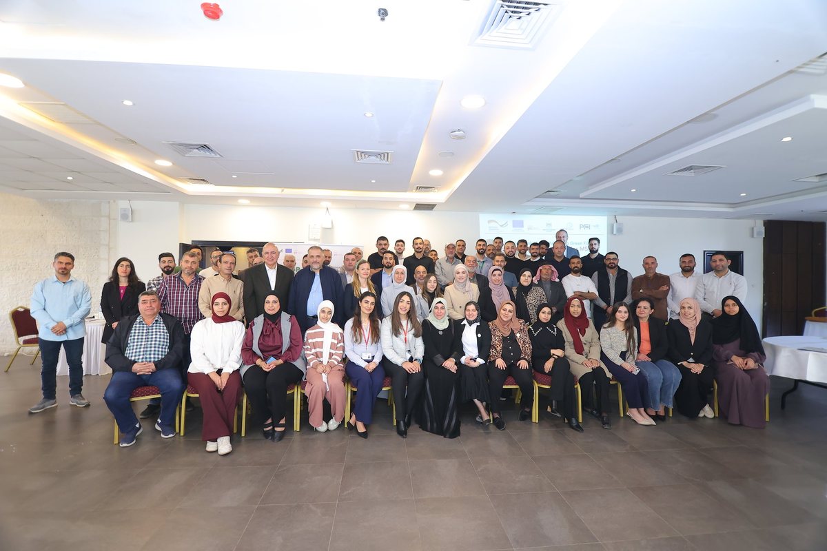 Group photo of the workshop participants